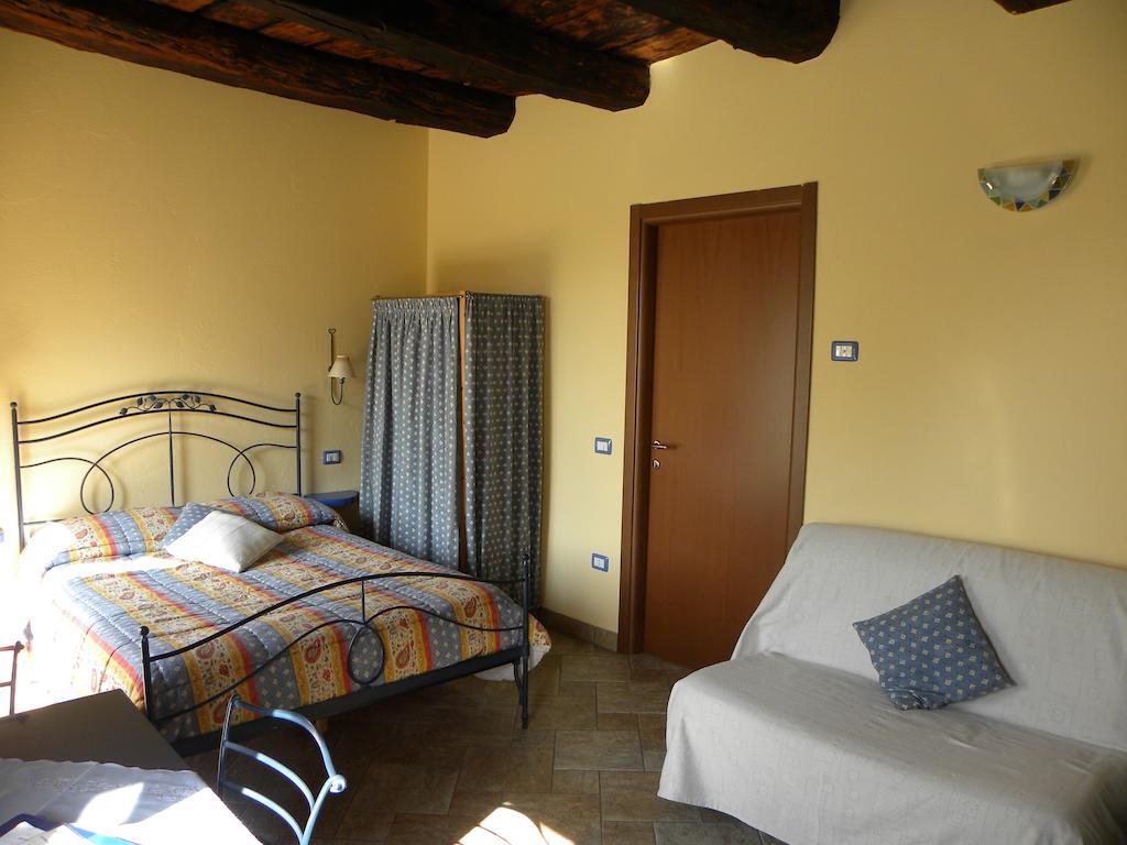 Agriturismo Fano'S Farm Suno Quarto foto