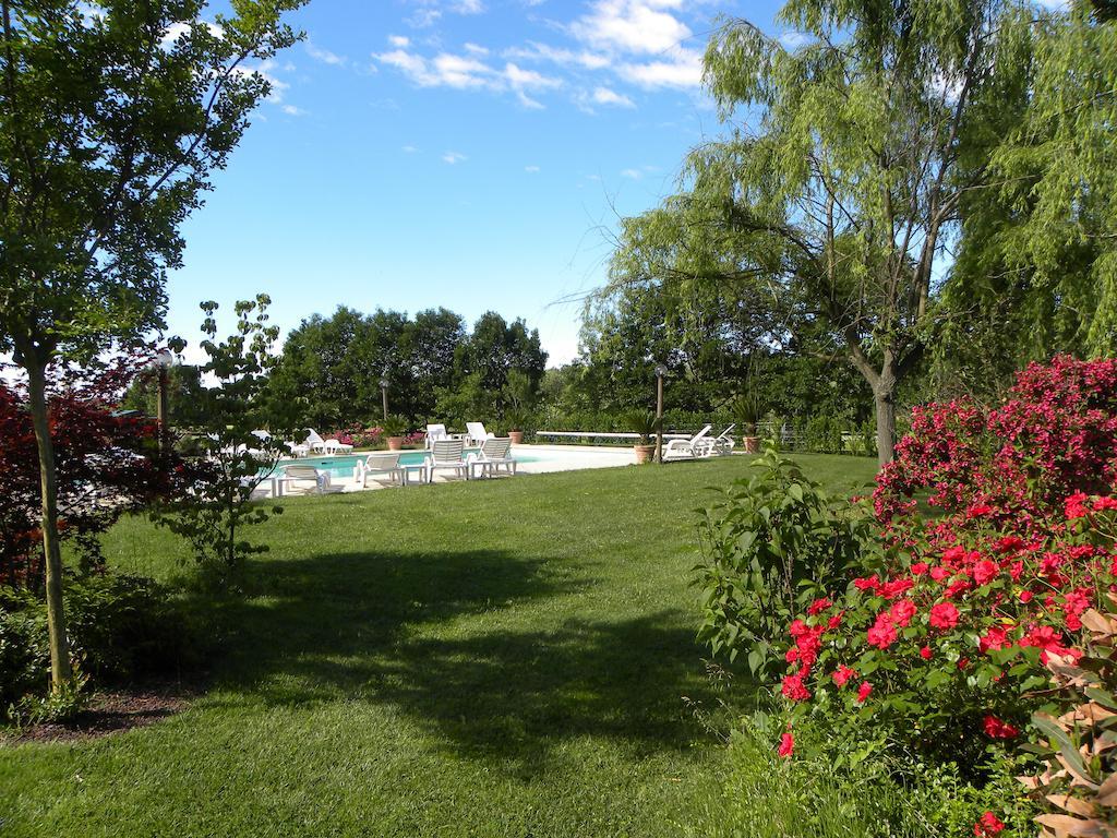 Agriturismo Fano'S Farm Suno Exterior foto